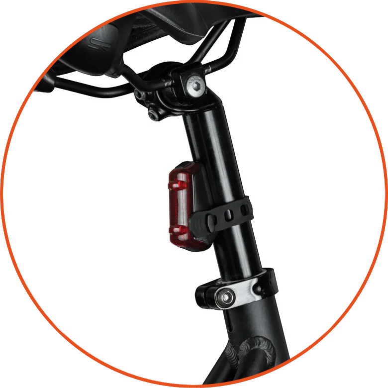 Tylna lampka rowerowa AXA Dwn Rear USB