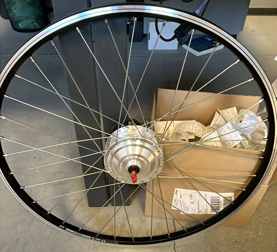 Koło z silnikiem rowerowym Bafang