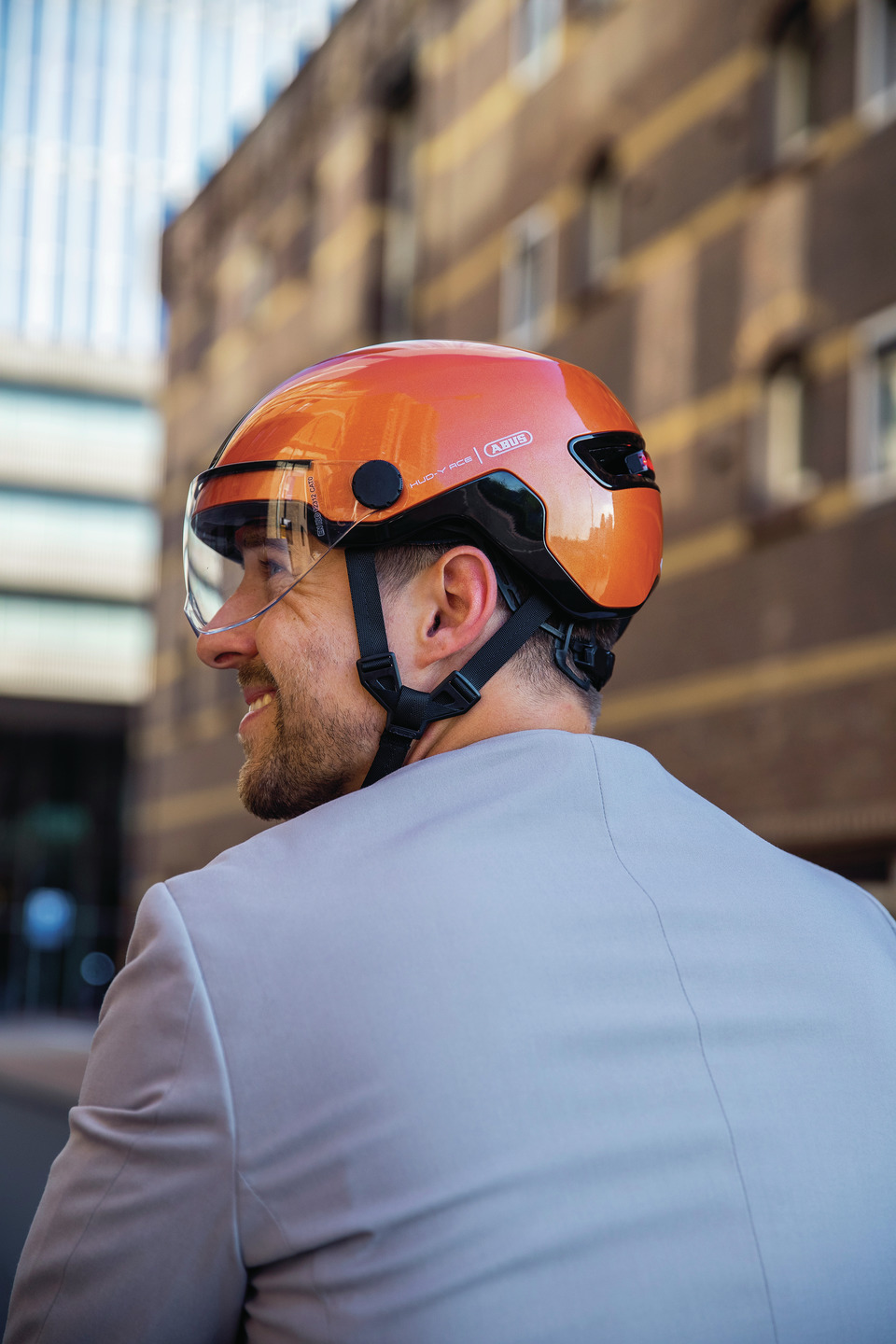 Kask rowerowy abus HUD-Y ACE Goldfish Orange