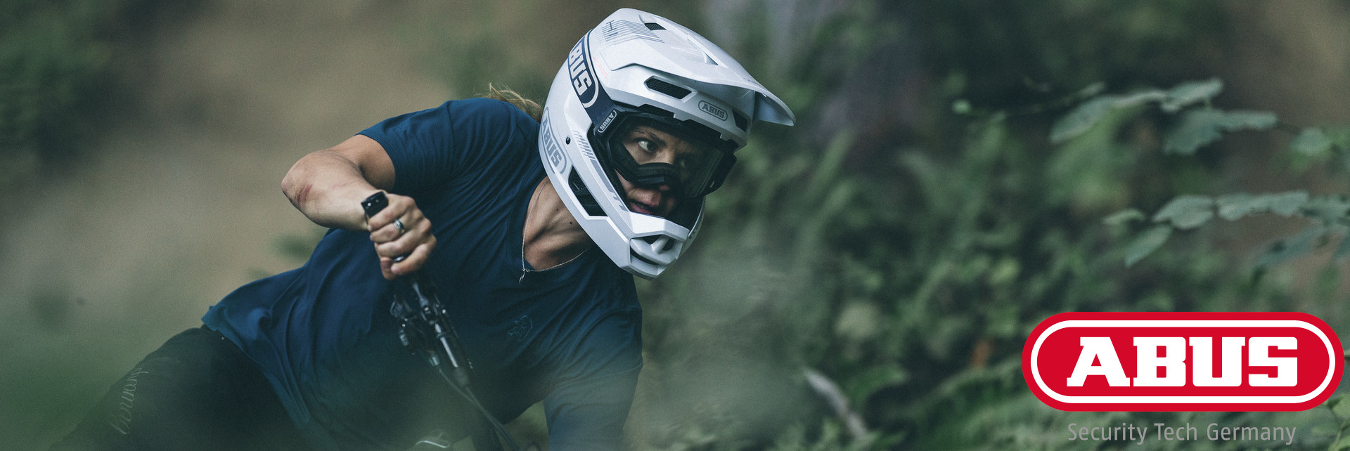 Kask rowerowy Abus HiDrop Alpine White