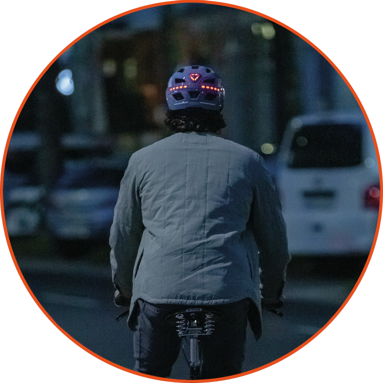 Kask rowerowy Abus Hyben 2.0 LED Signal Black Matt