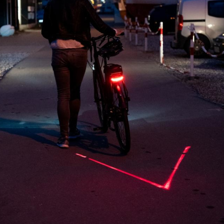 /lampka-rowerowa-v-batavus