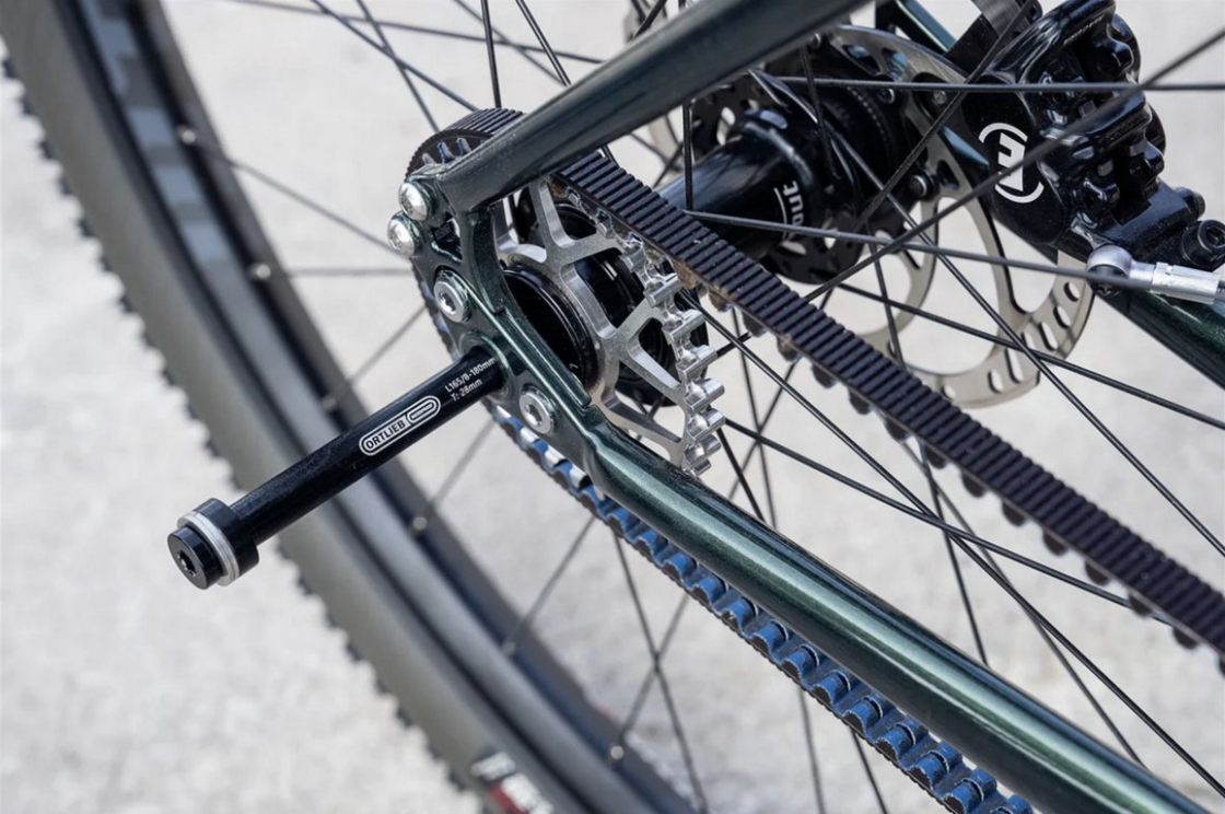 Adapter Ortlieb Thru Axle do montażu bagażnika rowerowego