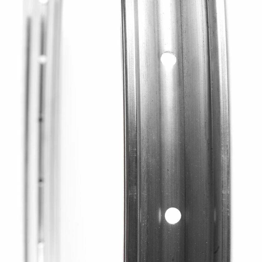 Aluminiowa obręcz Ryde 28 x 1 1/2 (22-635)