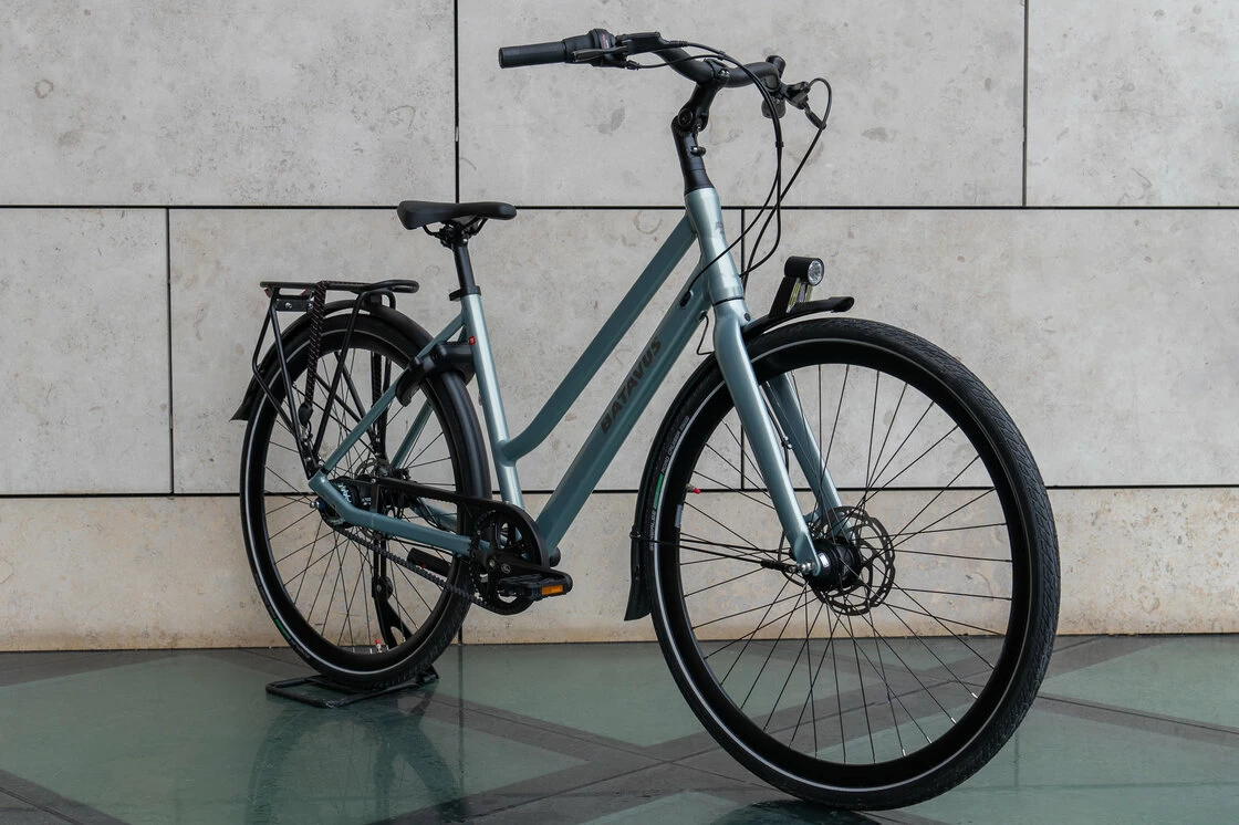 Batavus Dinsdag Exclusive Belt N7 na pasku zębatym Unisex Lekki niebieski