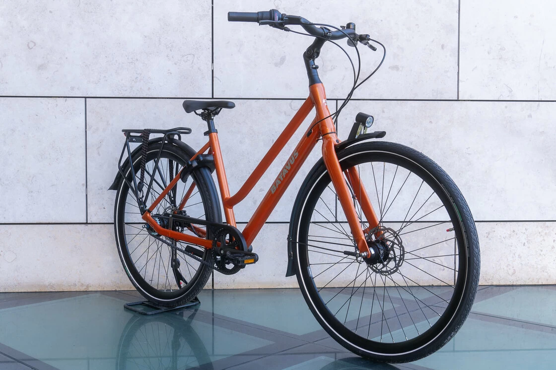 Batavus Dinsdag Exclusive Belt N7 na pasku zębatym Unisex Orange Metalik