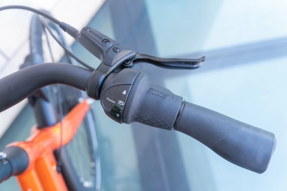Batavus Dinsdag Exclusive Belt N7 na pasku zębatym Unisex Orange Metalik