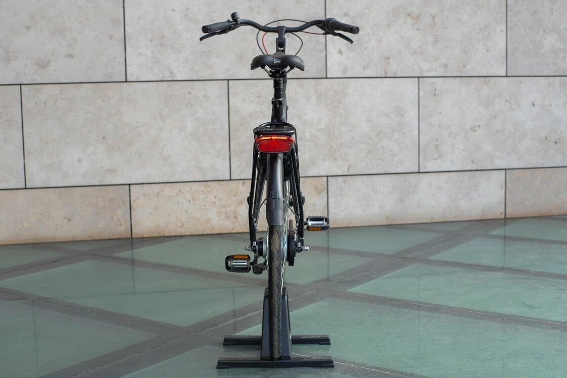 Batavus Escala N8 hamulec w pedałach Męski 61
