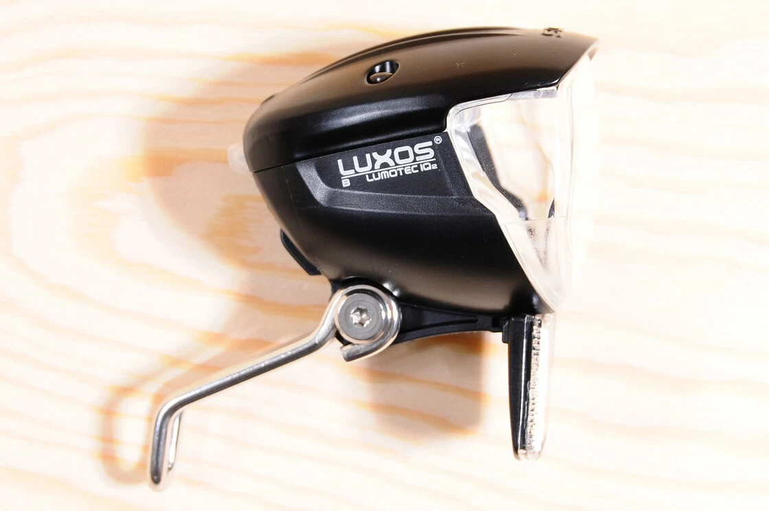 Busch & Muller LUMOTEC IQ2 LUXOS B 70 LUX