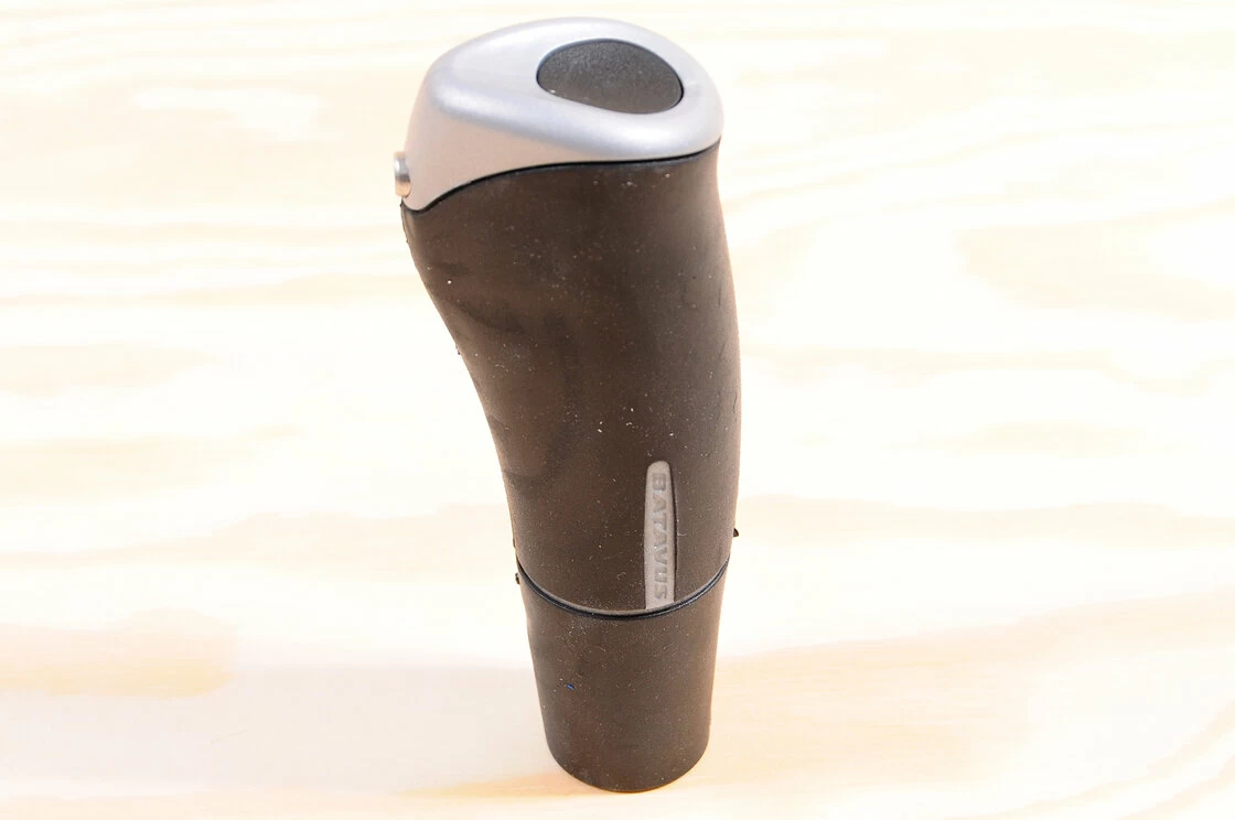Chwyt Batavus ADJII SILVER 90/135 90 mm