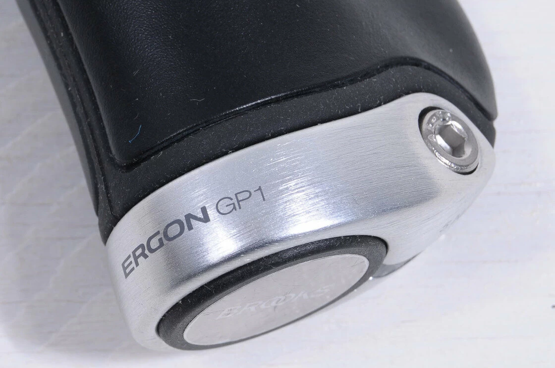 Chwyty kierownicy Brooks Ergon GP1 130/130 czarne