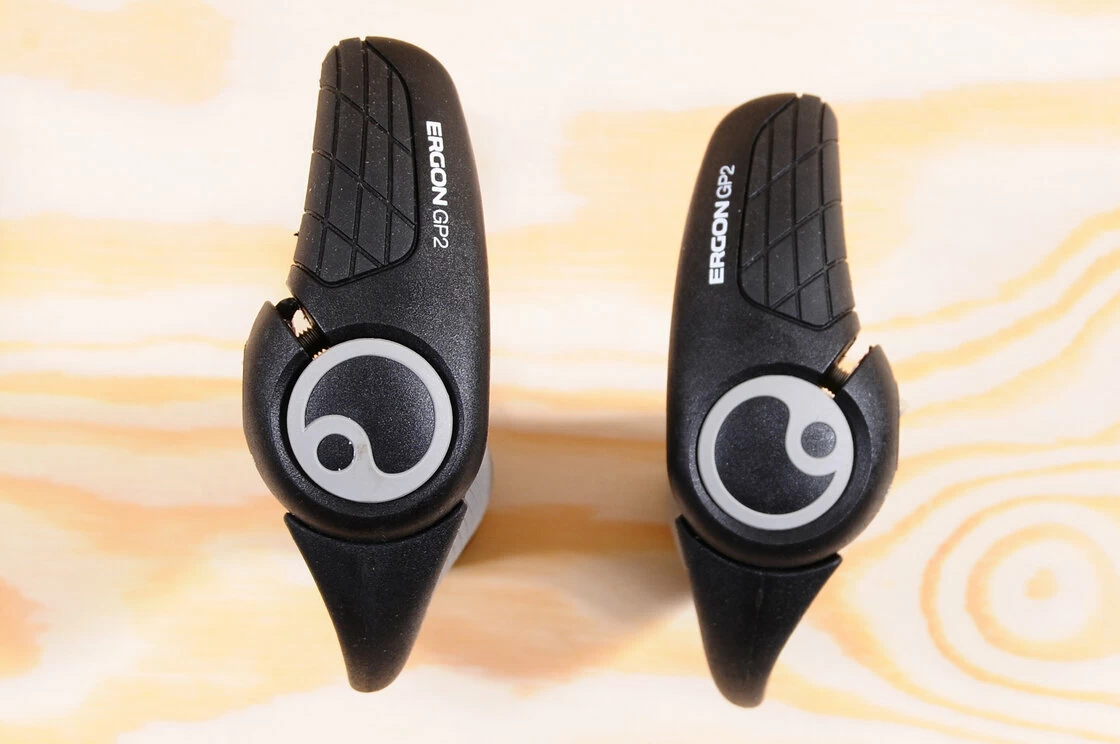 Chwyty kierownicy ERGON GP2 Nexus Rozmiar L