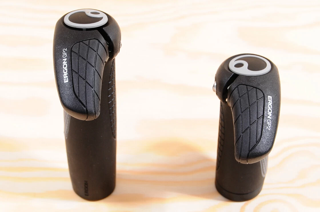 Chwyty kierownicy ERGON GP2 Nexus Rozmiar L