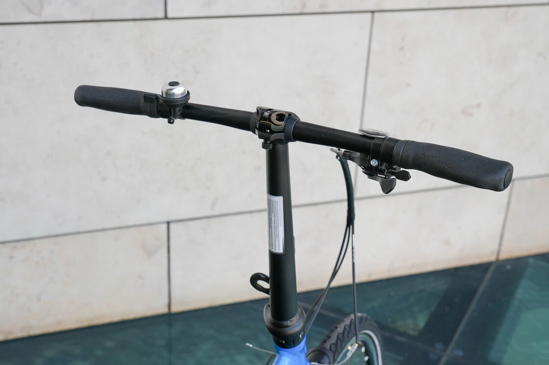 Dahon Briza D8s składak na kołach 24" Niebieski połysk