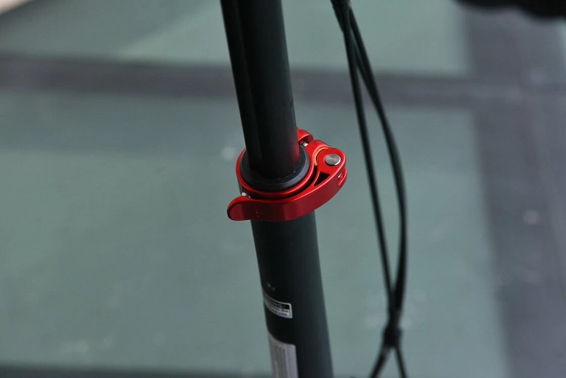 Dahon SUV D6 Dark Blue