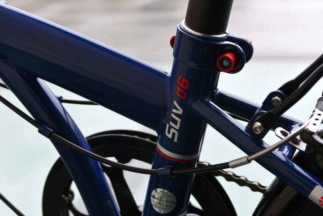 Dahon SUV D6 Dark Blue