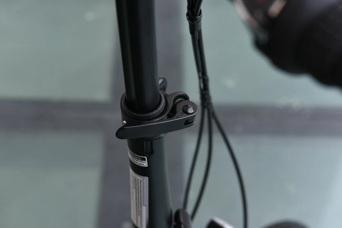 Dahon SUV D6 Matt Blue Suede