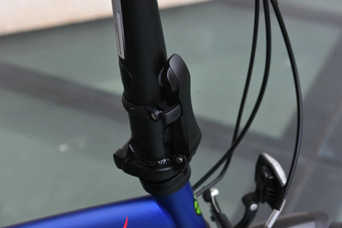 Dahon SUV D6 Matt Blue Suede