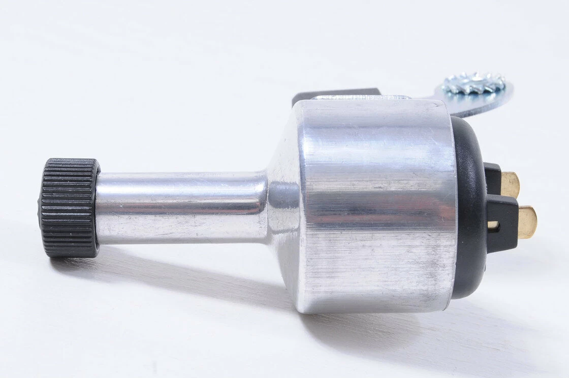Dynamo Union Alu Mocowanie: Prawa strona