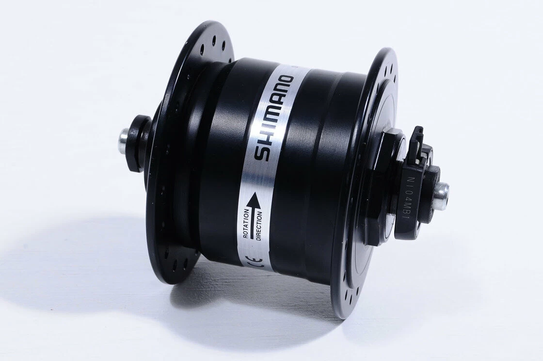Dynamo w piaście Shimano DH-3N31szybkozamykacz
