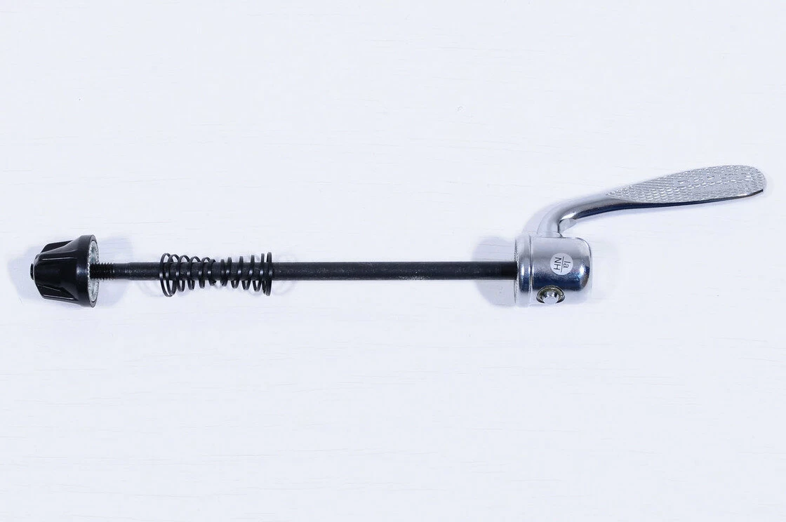 Dynamo w piaście Shimano DH-3N31szybkozamykacz