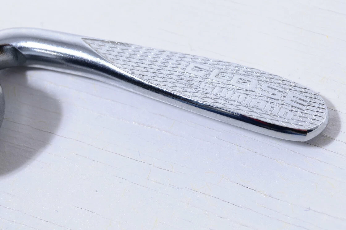 Dynamo w piaście Shimano DH-3N31szybkozamykacz