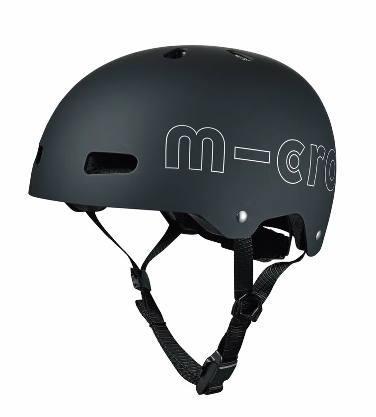 Dziecięcy kask na hulajnogę Micro orzeszek czarny Rozmiar L: 56-58 cm