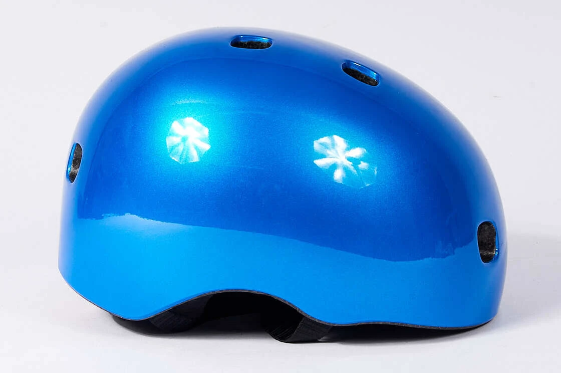 Dziecięcy kask na hulajnogę typu orzeszek Micro Dark Blue Metallic M (52 - 56 cm)