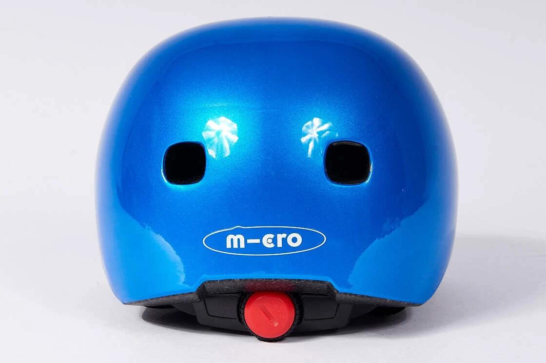 Dziecięcy kask na hulajnogę typu orzeszek Micro Dark Blue Metallic M (52 - 56 cm)