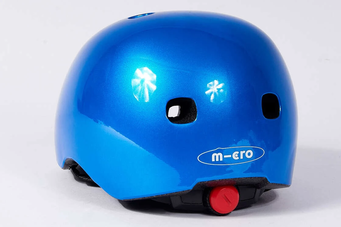 Dziecięcy kask na hulajnogę typu orzeszek Micro Dark Blue Metallic M (52 - 56 cm)