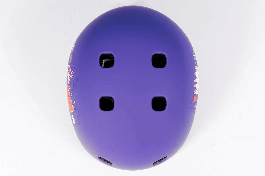 Dziecięcy kask na hulajnogę typu orzeszek Micro Floral Purple S (48 - 53 cm)
