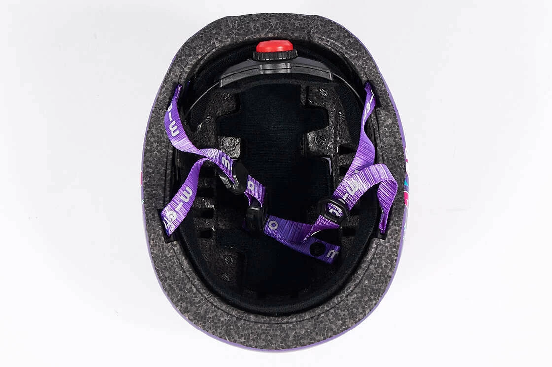 Dziecięcy kask na hulajnogę typu orzeszek Micro Floral Purple S (48 - 53 cm)