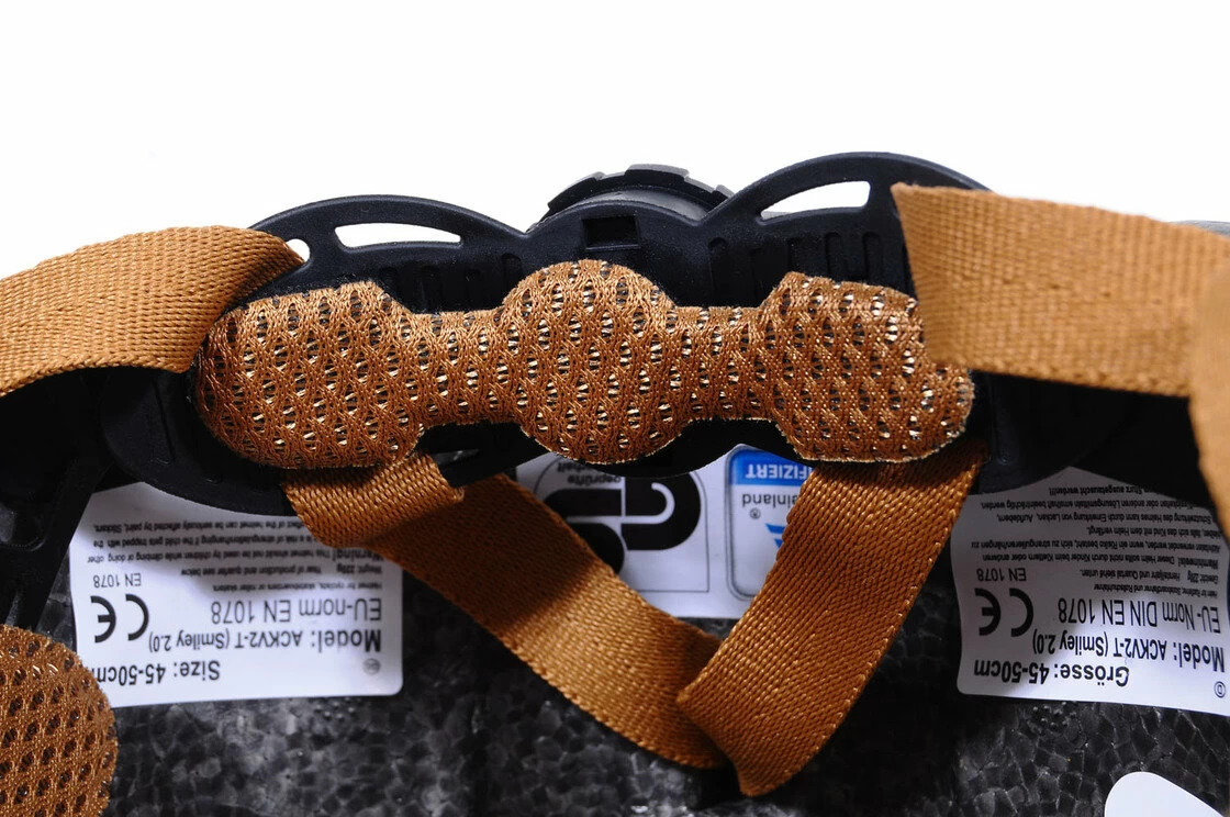 Dziecięcy kask rowerowy Abus Smiley 2.0 Royal, czarny Rozmiar S: 45-50 cm