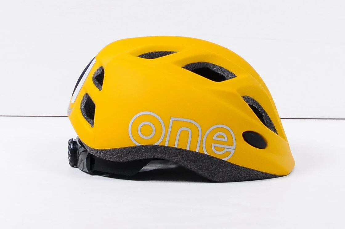 Dziecięcy kask rowerowy Bobike ONE Plus Mighty Mustard XS