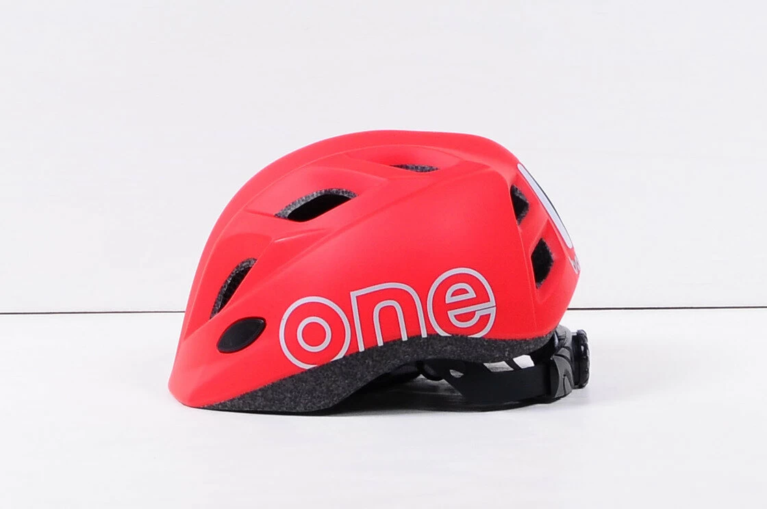 Dziecięcy kask rowerowy Bobike ONE Plus Strawberry Red XS