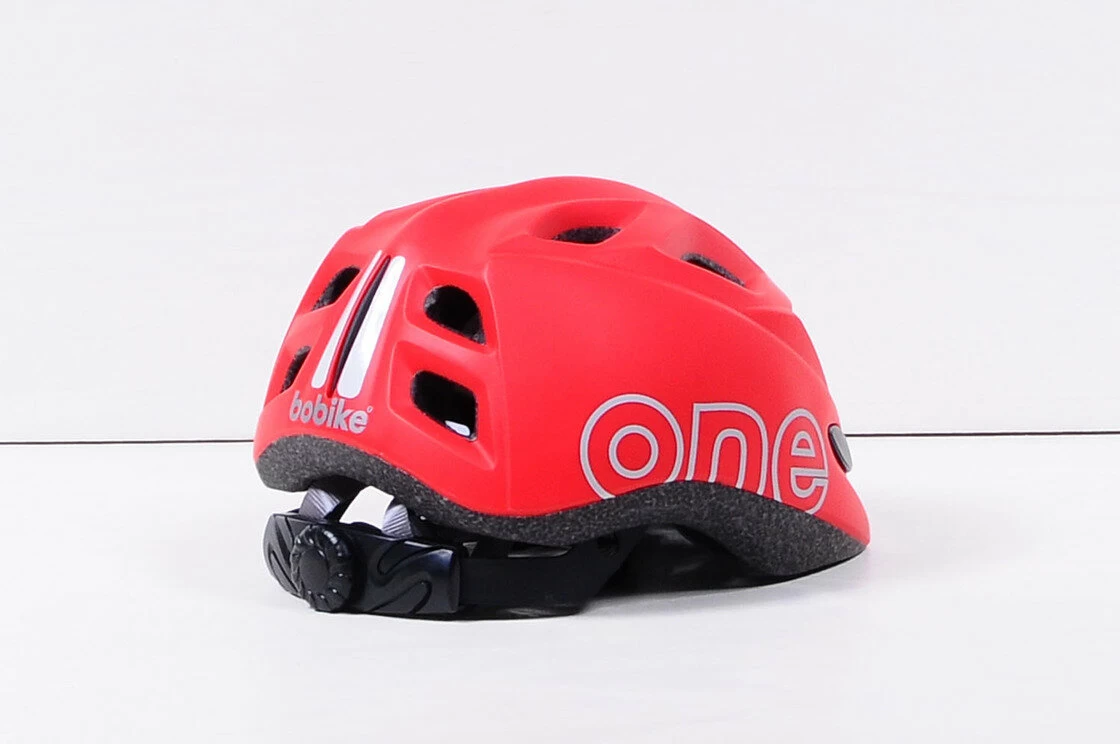 Dziecięcy kask rowerowy Bobike ONE Plus Strawberry Red XS