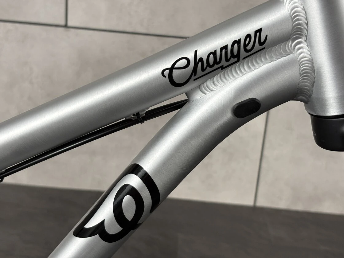 Early Rider Charger 24"  Brushed Aluminium