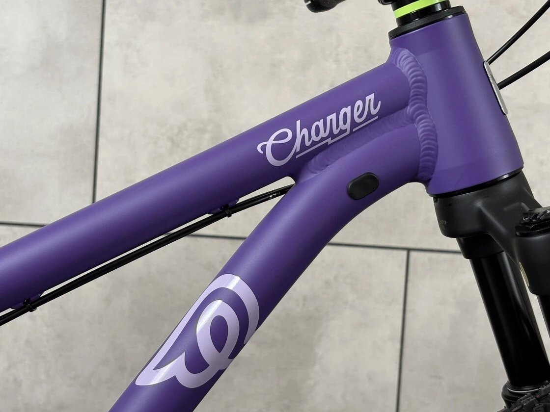 Early Rider Charger 24"  Electric Purple