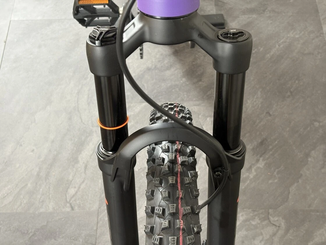 Early Rider Charger 24"  Electric Purple