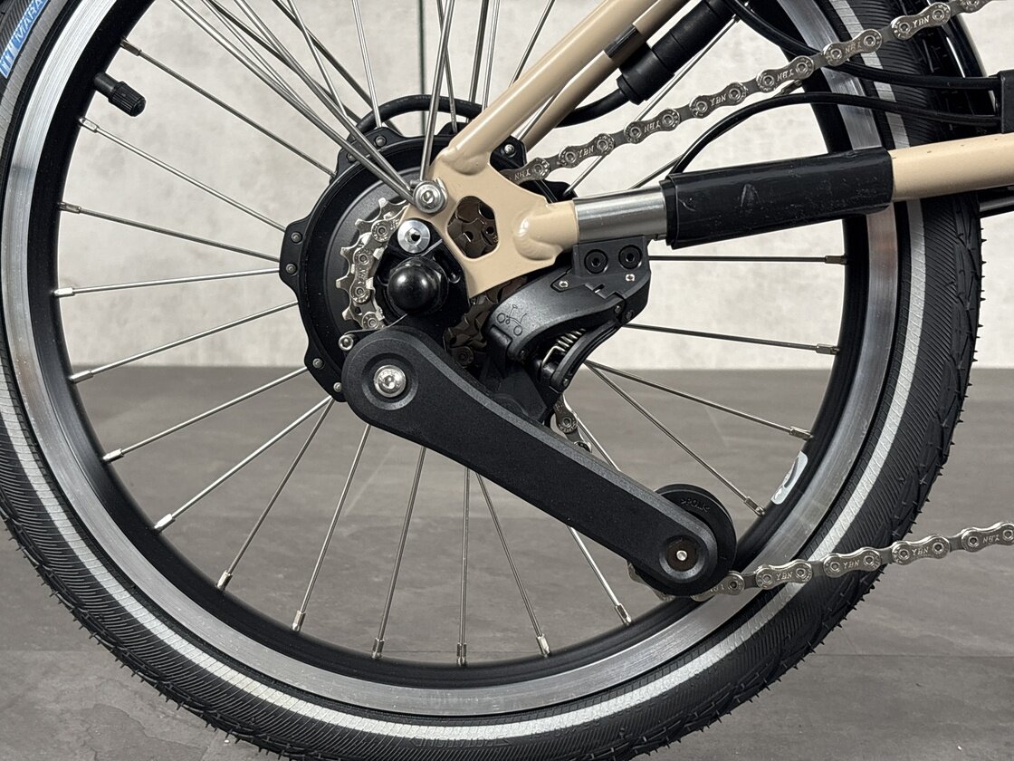 Elektryczny rower składany Brompton C-Line 4s Dune Sand