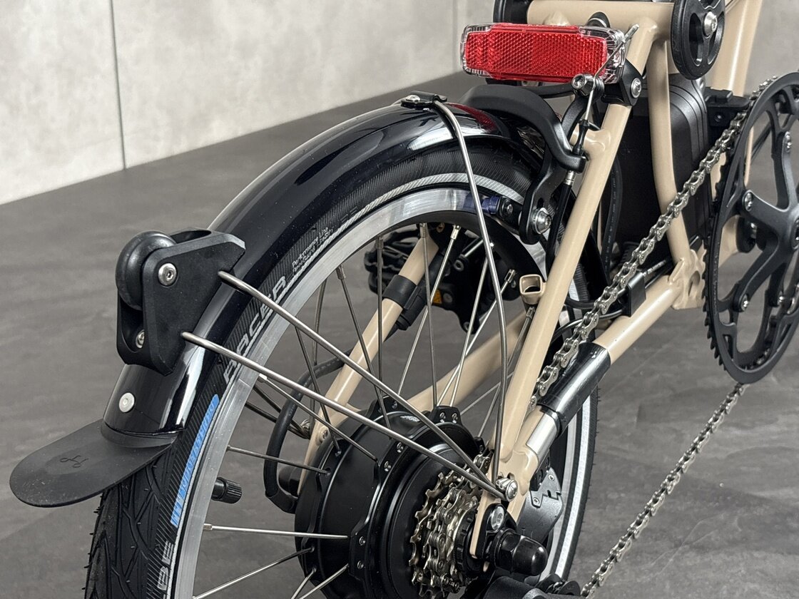 Elektryczny rower składany Brompton C-Line 4s Dune Sand