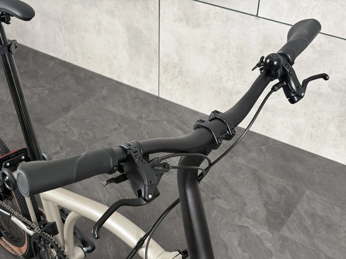 Elektryczny rower składany Brompton G-Line 8s Traildust White