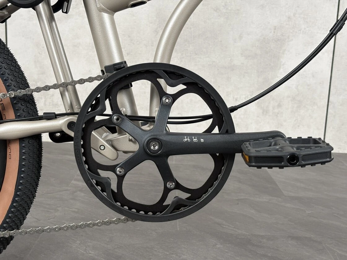 Elektryczny rower składany Brompton G-Line 8s Traildust White