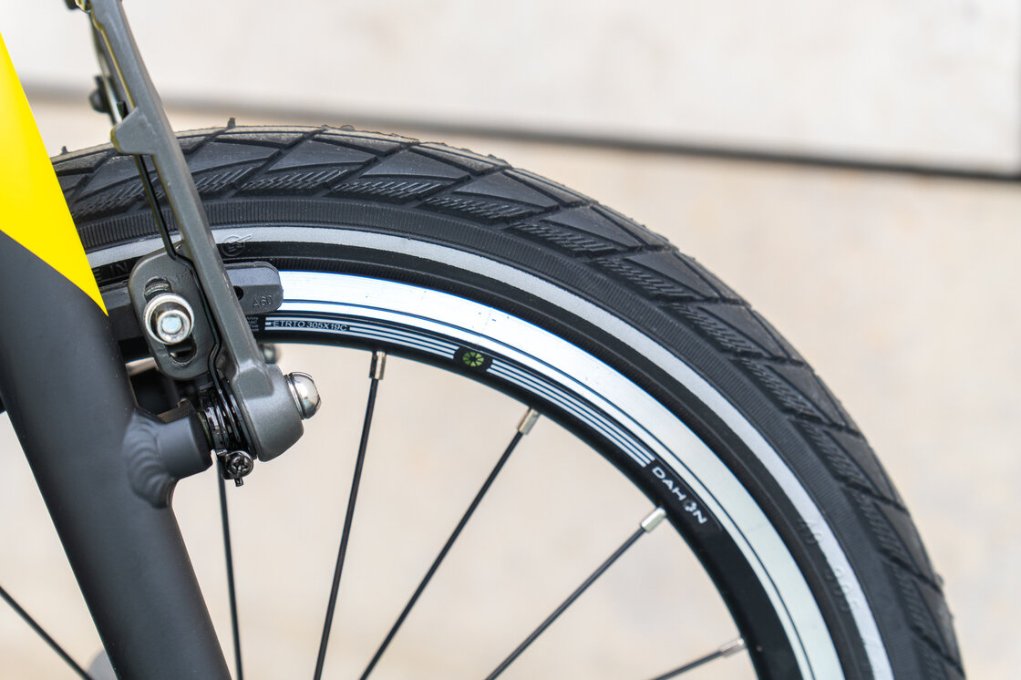 Elektryczny rower składany Dahon K-Feather Zółty