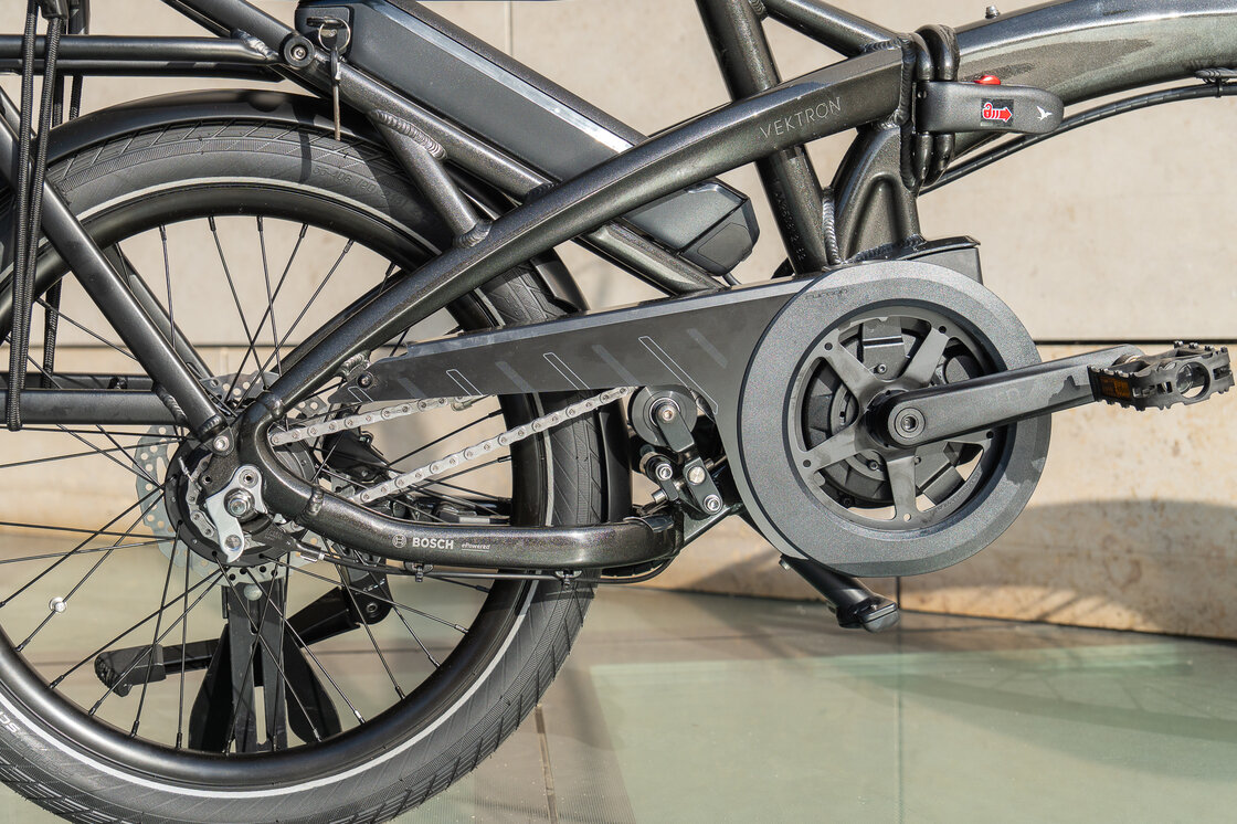 Elektryczny rower składany TERN Vektron P8i  Cosmic Black
