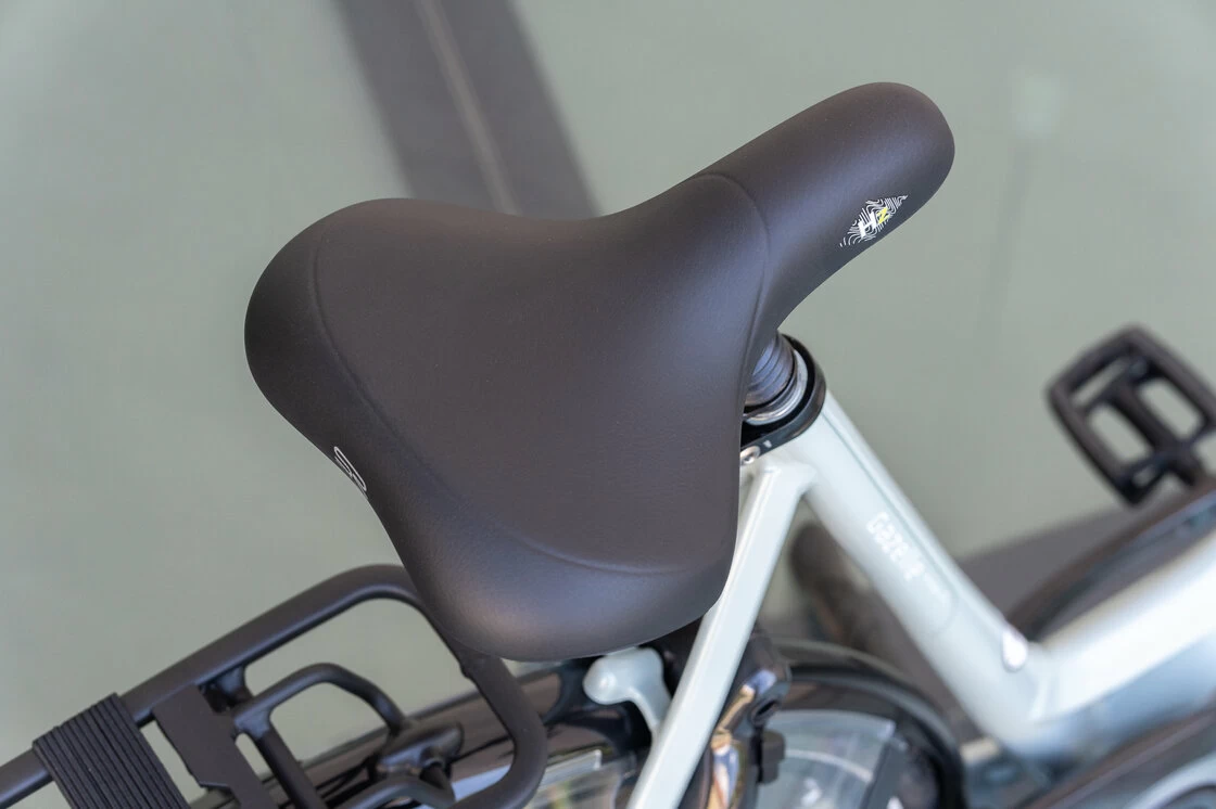 Gazelle Orange C7+