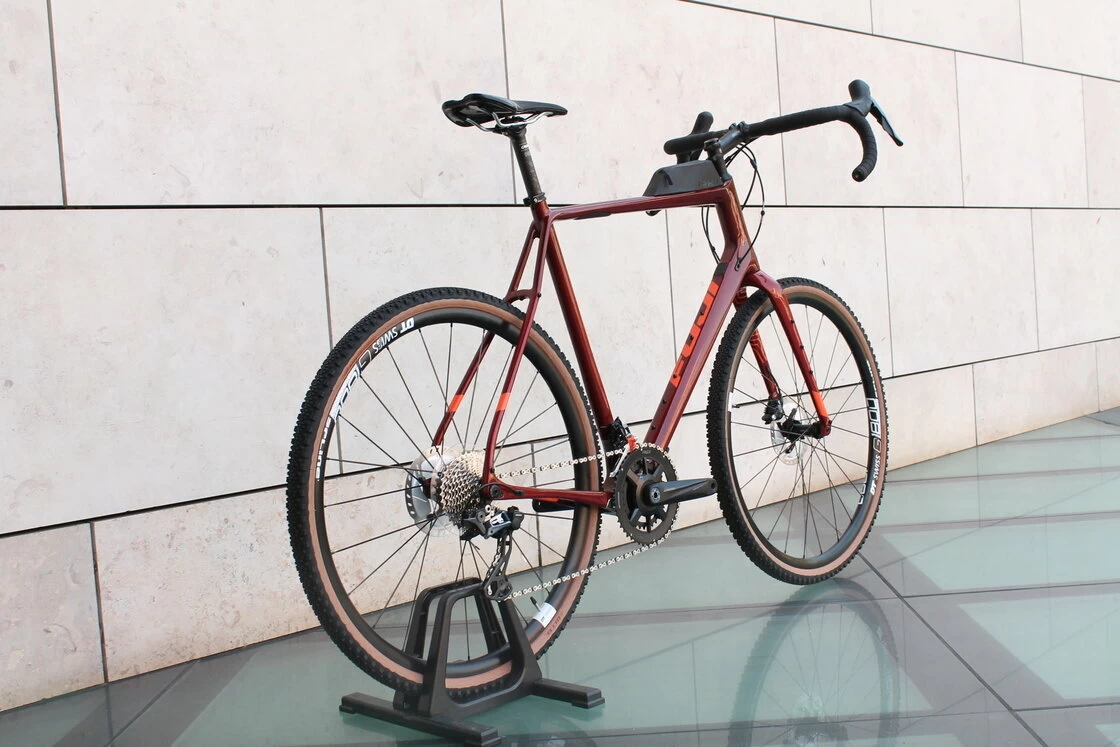 Gravel Fuji Jari 1.1 Carbon Sangria Red