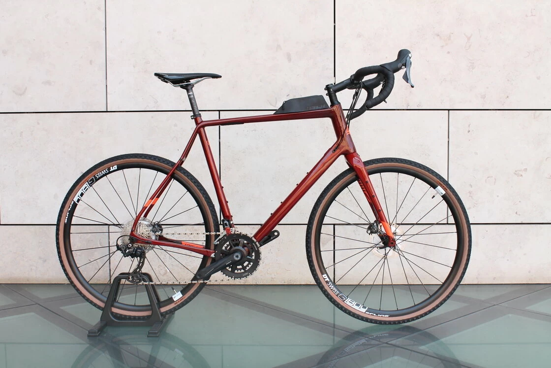 Gravel Fuji Jari 1.1 Carbon Sangria Red