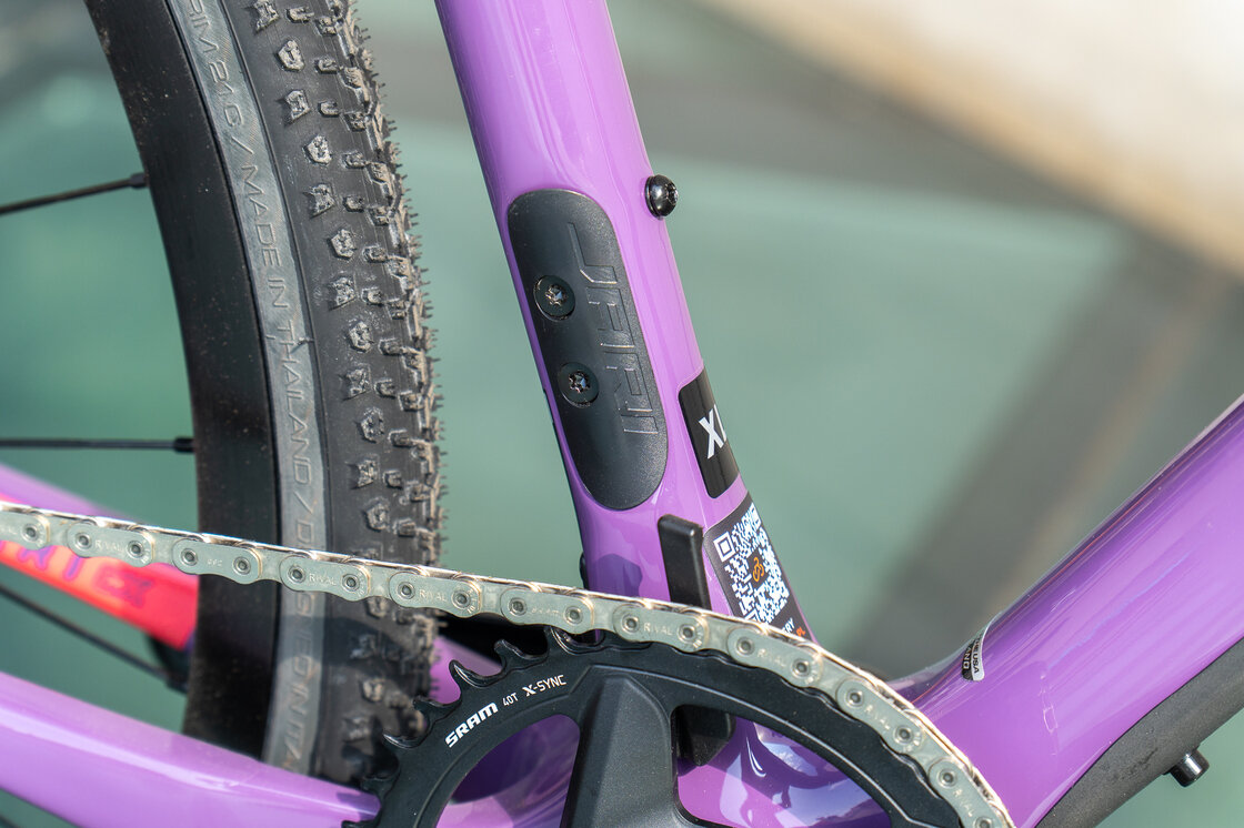 Gravel Fuji Jari Carbon CX