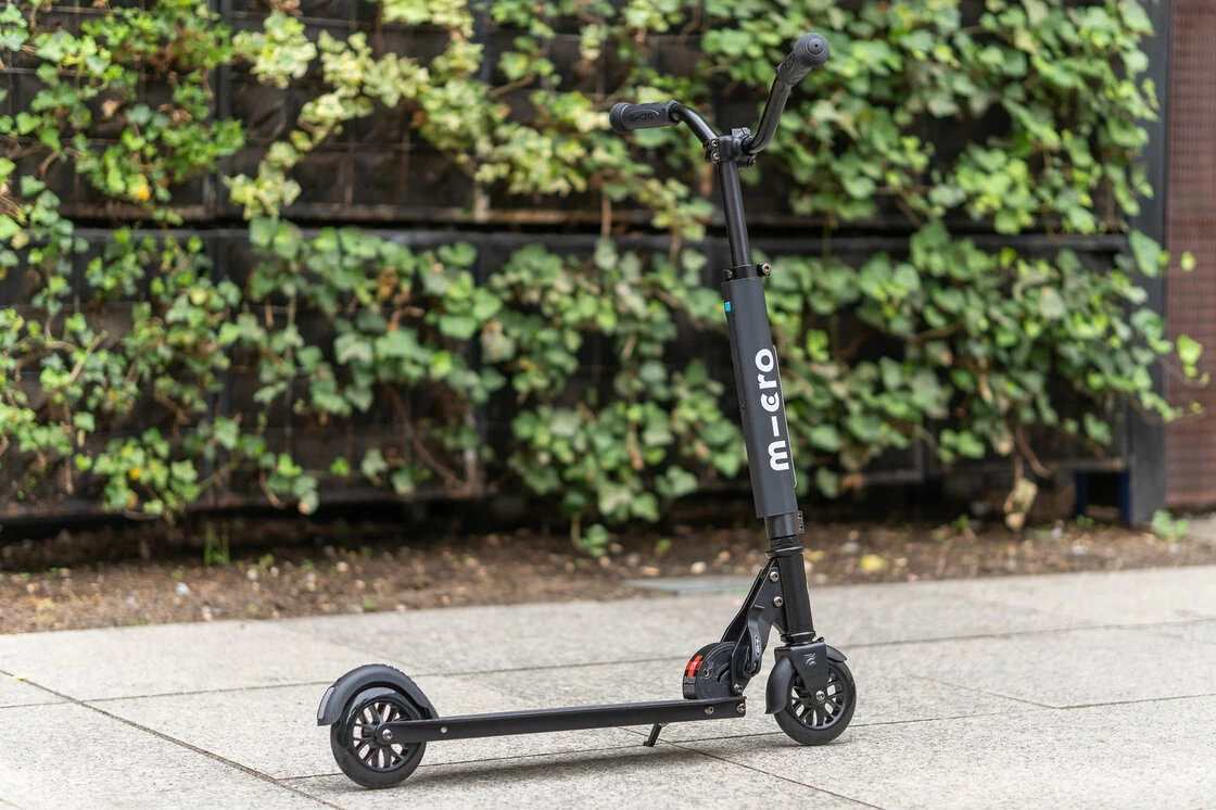 Hulajnoga dla dorosłych i młodzieży Micro Metropolitan Black